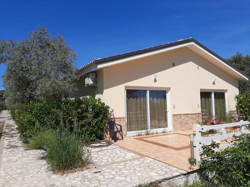 Il Casale Le Tre Volte Guest House Solfara Mare Екстериор снимка